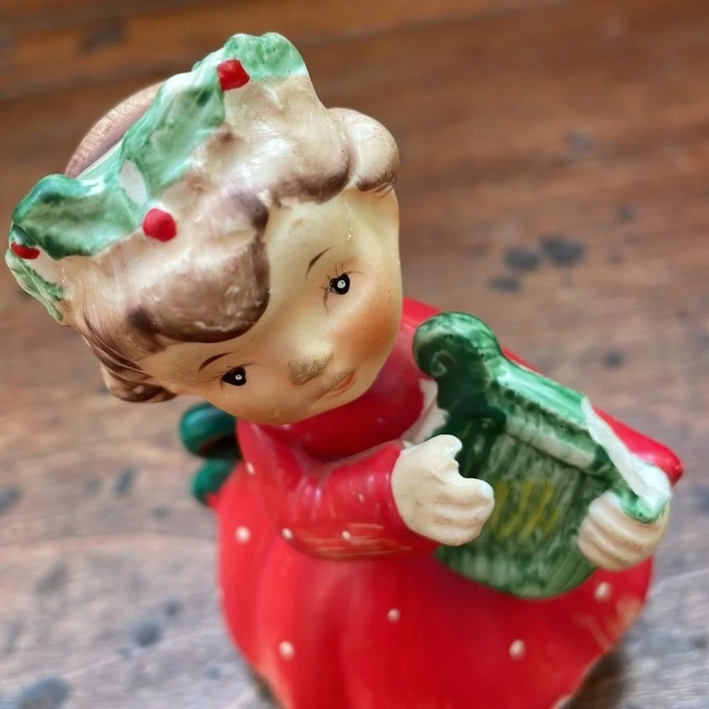 Vtg Lefton ceramic Christmas‎ angel holding a lyre/as is